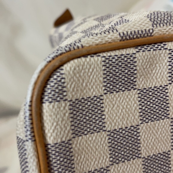 Authentic vintage saleya Louis Vuitton bag - Picture 5 of 11